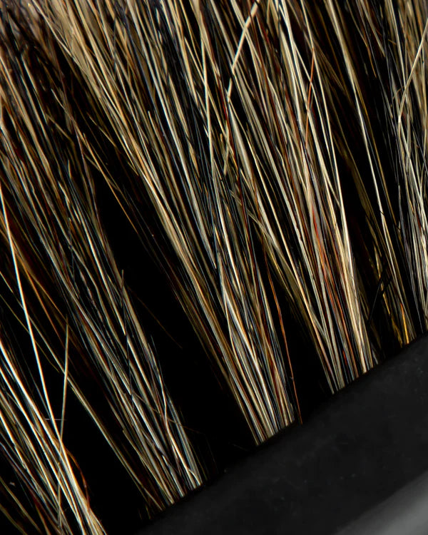 فرشاة الوجه المطاطية ذات العجلات من شعر الخنزير من آدم