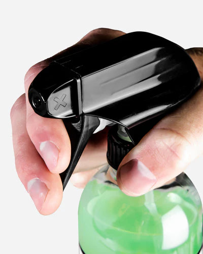 منظف الأسطح المنزلية من آدم