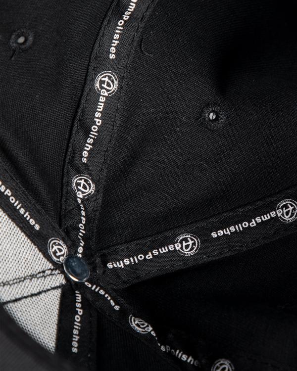 SNAPBACK الأسود - التصحيح الأحمر