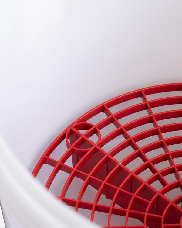 إدخال حامي الغبار من آدمز